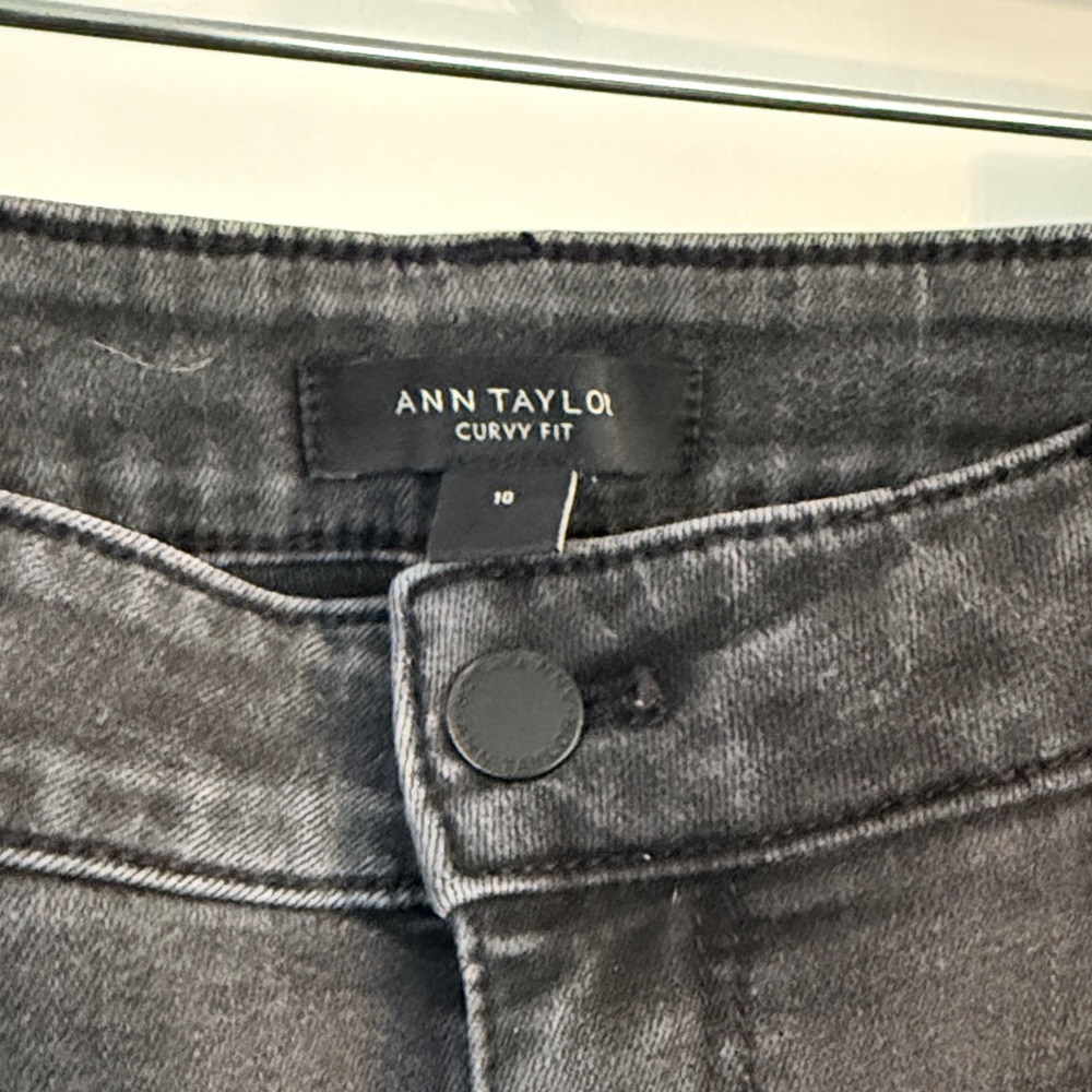 Ann Taylor Curvy Fit  Women's Jeans